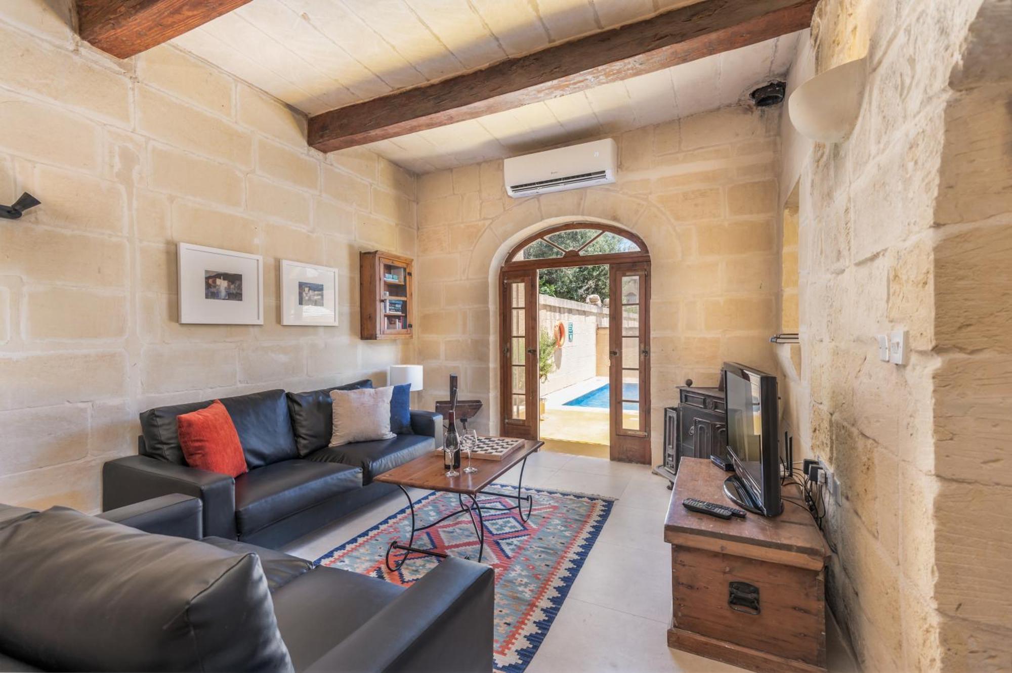 Dar Ta' Betta Farmhouse With Private Pool 가르브 외부 사진